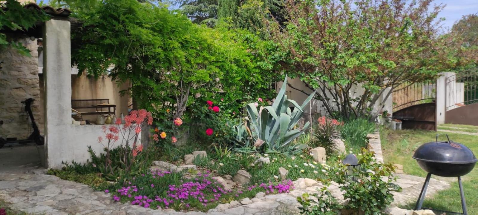 Hotel Lou Boulugi Aix-en-Provence Exterior foto